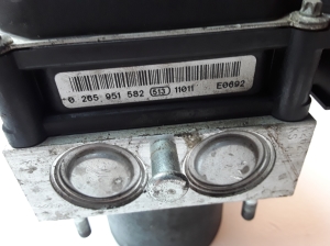 Subaru Forester SH (2007–2013) ABS Steuergerät 0265951582 - 3