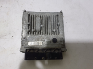 Mercedes Benz Sprinter /906/ (2006–2018) Engine control unit A6519003403 - 3