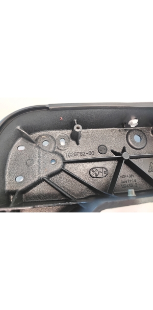 Tesla Model X X (2015–2026) Rear side door upper hinge 1028782-00 - 3
