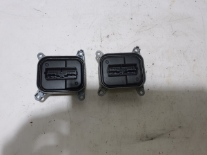 Tesla Model 3 3 (2016–2024) Xenon headlight control unit 1532925 - 3