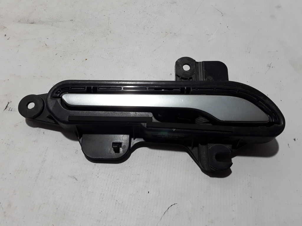 Tesla Model 3 3 (2016–2024) Front door external opening handle and its details Tesla Model 3 3 (2016–2024) Front door external opening handle and its details