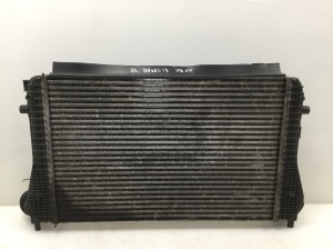 Volkswagen Passat B6 (2005–2010) Starpdzesētāja radiators 3C0145805P - 2