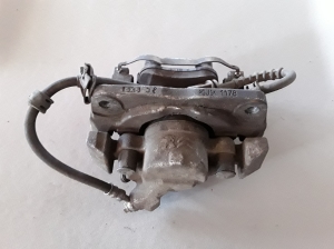 Peugeot 3008 (2016–2026) Eesmine pidurisadul 9822503080 - 2