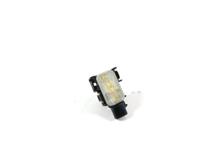 Mazda 2 (2014–2026) Rear parking sensor KD4767UC1 - 3