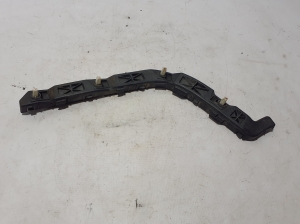 Rear bumper bracket - 86661C5000