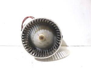 Mercedes Benz C-Class 204 (2007–2014) Salongi puhuri mootor V7771001  W204LL2 - 4
