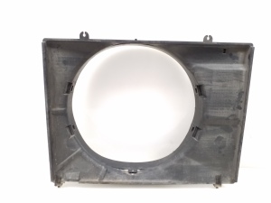 Mitsubishi Pajero Sport I (1996–2009) Lüfterzarge MR404894 - 2