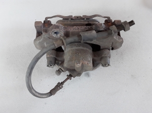 Ford Kuga (2012–2019) Front brake caliper 1682875 - 2