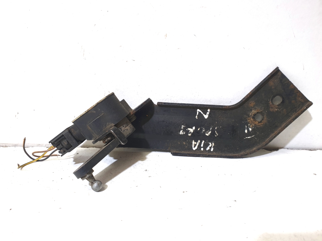 Kia Sportage (2016–2021) Niveausensor vorne 92190F1000 Kia Sportage (2016–2021) Niveausensor vorne 92190F1000