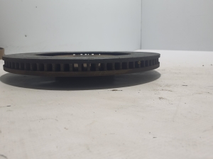 Ford Mustang Mach-E Mach-E (2020–2026) Eesmine piduriketas GAMZ1V125DF - 3