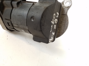  EGR valve 