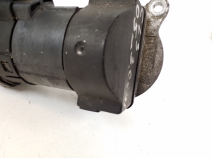  EGR valve 