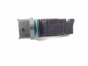 Chrysler Voyager IV (2001–2007) Mass air flow sensor F00C2G2051 - 2