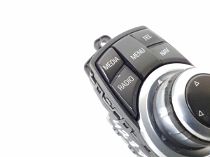 BMW 5 SERIES F10 (2010–2017) AUX-Anschluss 9237653 - 3