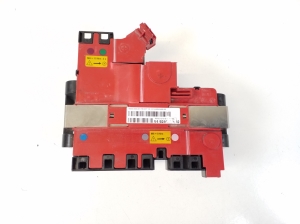 Positive cable terminal - 9240490