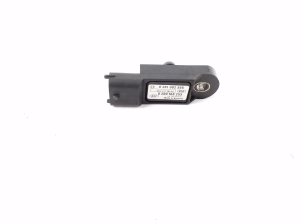 Luftmassenmesser - 8200168253