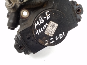 Mercedes Benz E-Class W212 (2009–2015) Kütusepump A6510701801 - 2