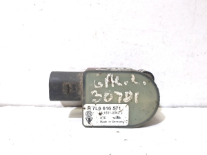 Volkswagen Touareg I (2002–2010) Sensor an der Hinterradnabe H7L6616571 - 3