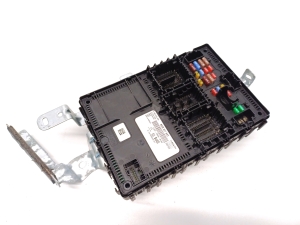   Interior fuse box  - LU5T-15604-BJAD 