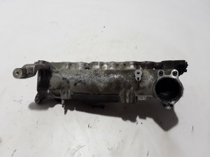  Intake manifold 