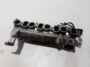  Intake manifold 