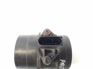 Volkswagen Phaeton (2002–2017) Mass air flow sensor 074906461B - 2