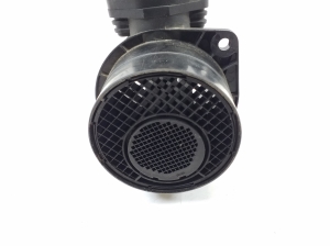 Volkswagen Phaeton (2002–2017) Mass air flow sensor 074906461B - 4