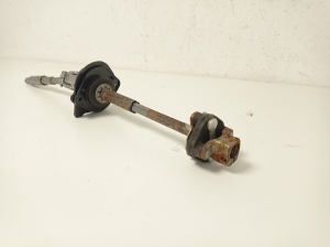 Ford Mustang (2015–2026) Roolivõlli rist FR3C3E751AK - 2