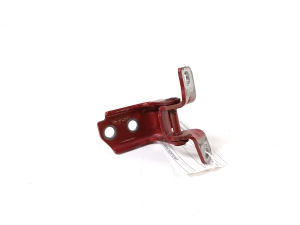 Rear side door lower hinge - D09L73240