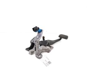Mazda 2 (2014–2026) Piduripedaal DA7S43300A - 2