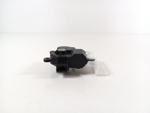 Mazda 2 (2014–2026) Salongi soojenduse klapi mootor D23N61B60 - 3