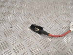  The cable is plus 