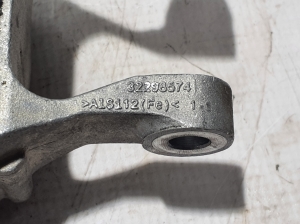 VOLVO C 40 I (2022–2026) Engine bracket 32298574 - 3