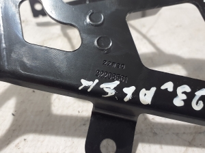 VOLVO C 40 I (2022–2026) Circulation pump bracket 32208561 - 3