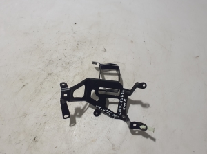 VOLVO C 40 I (2022–2026) Circulation pump bracket 32208561 - 4