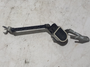 Sensors uz aizmugurējās rumbas - 32221477