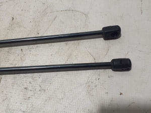 VOLVO C 40 I (2022–2026) Hood prop/gas strut 32206883 - 3