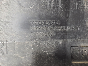 VOLVO C 40 I (2022–2026) Rear side door molding 31448319 - 2