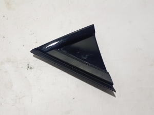   Rear side door strip to glass outer 