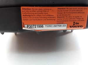 VOLVO XC70 (2007–2016) Rooli turvapadi 30721996 - 2