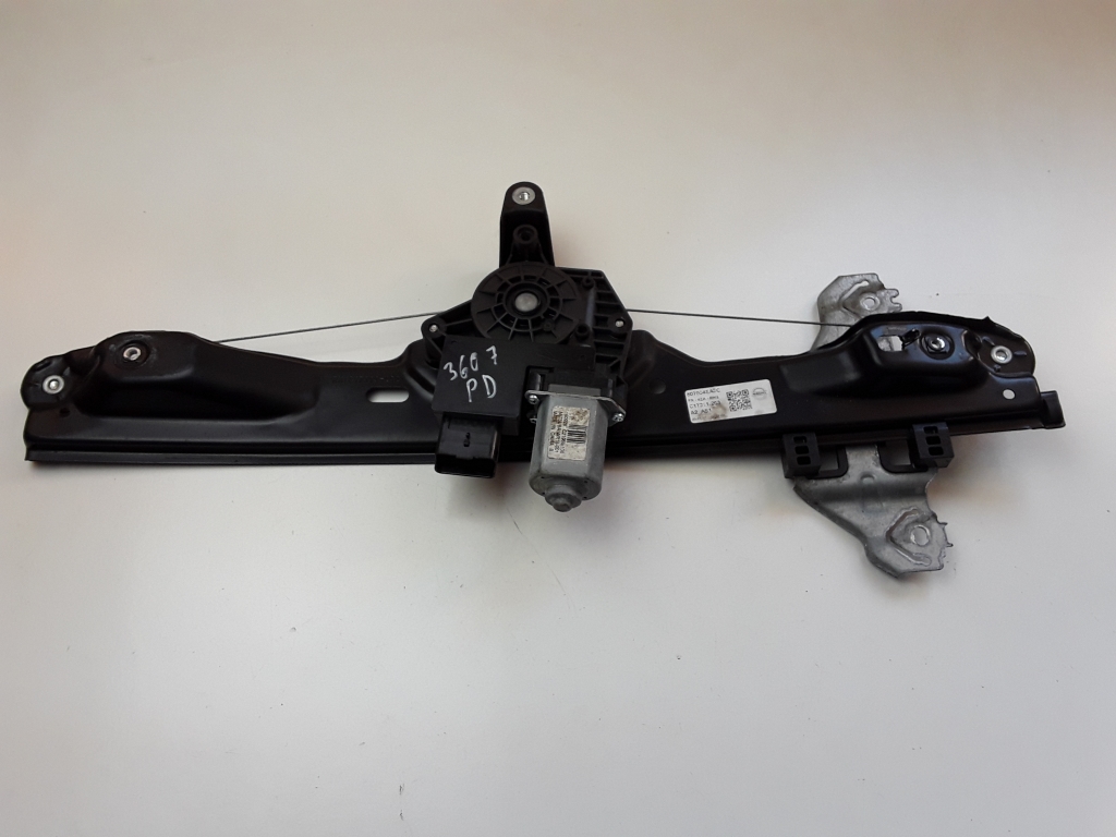 NISSAN Qashqai 2 generation (2013-2023) Регулятор вікна правої передньої двері 807004EA3C 27556599