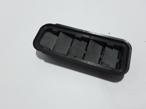   Tagumise poritiiva ventilatsioonivõre  - 31449325 