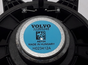 VOLVO C 40 I (2022–2026) Rear side door speaker 32265248 - 2