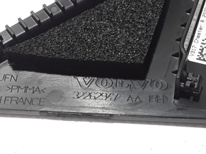 VOLVO C 40 I (2022–2026) Mirror triangle trim 32262947 - 2