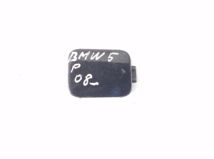 Front bumper tow hook cover - 7184707