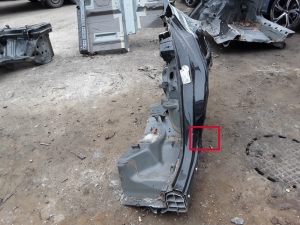 VOLVO C 40 I (2022–2026) Aizmugurējais spārns un tā detaļas 32394084 - 5