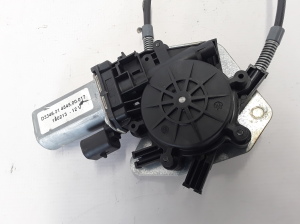 RENAULT Scenic (1996–2003) Priekšējo durvju logu pacēlājs 7702295358 - 3