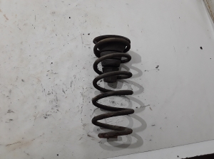  Rear spring 