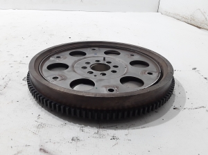  Clutch flywheel 