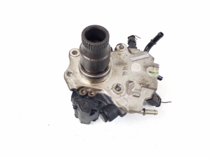 Mercedes Benz C-Class 204 (2007–2014) Kraftstoffpumpe A6510701801